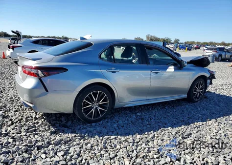 2021 Toyota Camry Se z USA, uszkodzony, nr VIN 4T1G11AK6MU471128